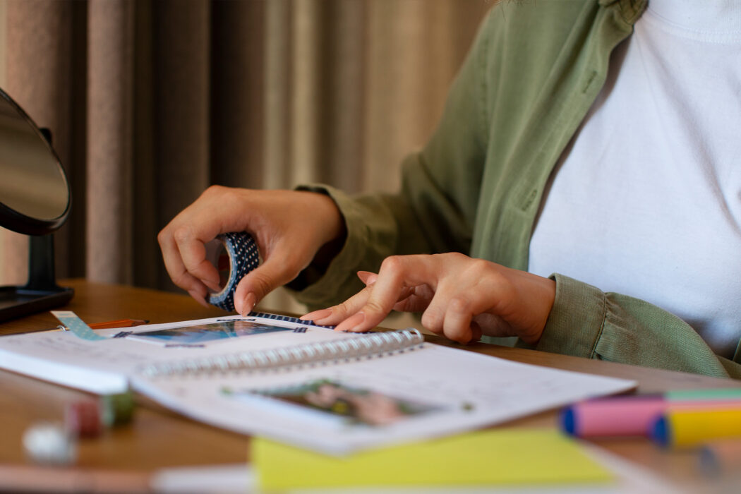 création d'affiche crafty girls